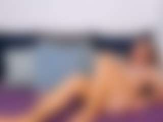 Live cam show with NatasaWilder - BBW College on TottyGirls
