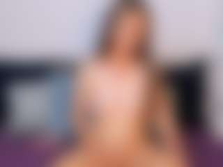 Live cam show with NatasaWilder - Public Mature on Lustler