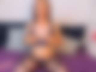 Live cam show with NatasaWilder - Blowjob Mature on Camsoda
