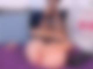 NatasaWilder MILF webcam performer live streaming