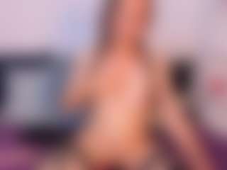 Live cam show with NatasaWilder - Mature on madthumbs