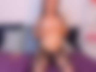 Live cam show with NatasaWilder - Amateur MILF on CamSodaAdn
