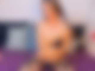 Live cam show with NatasaWilder - Granny MILF on Camsoda
