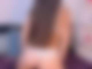 NatasaWilder MILF webcam performer live streaming