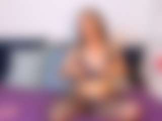 NatasaWilder MILF webcam performer live streaming