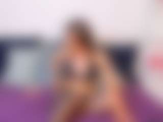 Live cam show with NatasaWilder - BBW on camwithhim.com