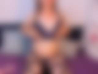 Live cam show with NatasaWilder - Ass Clapping on Camsoda