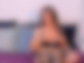 Live cam show with NatasaWilder - Hairy Pussy on boobsie.com