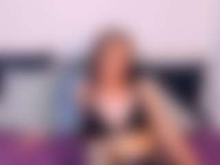 Live cam show with NatasaWilder - Camel Toe on Camsoda