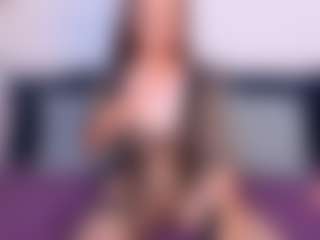 Live cam show with NatasaWilder - Spy Mature on Camsoda