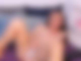Live cam show with NatasaWilder - Amateur Mature on Camming Site