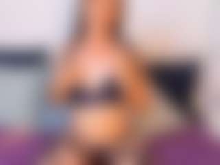 Live cam show with NatasaWilder - Granny Squirt on CamwithHer