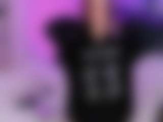 Live cam show with Baby_moon_ - Smoking on Camsoda