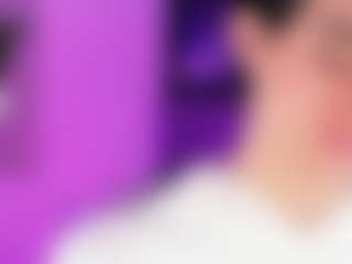 Live cam show with Baby_moon_ - Teen (18+) on Camsoda