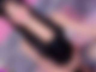 Live cam show with Baddinner - Average on Dare Cams