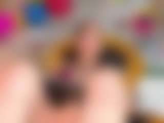 Bigass-dayla MILF webcam performer live streaming