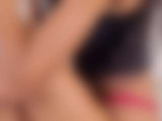 Live cam show with Megan-stathan - Brown Hair on Milfs Live