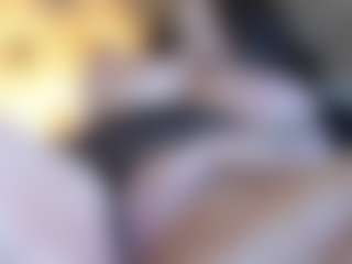 Live cam show with TiffanyTrinity - Tittyfuck on Fit Hotties