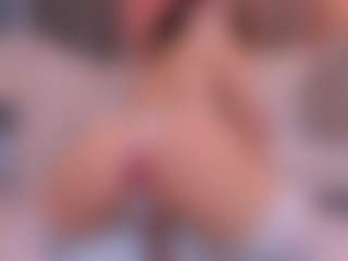 Live cam show with AnahiCurlie - Cum on slutload