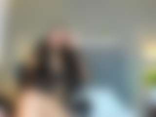 Live cam show with dalila30x - Fingers on Camsoda