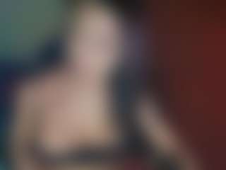 Live cam show with Laurens Sophia - Nipple Piercings on WildCum