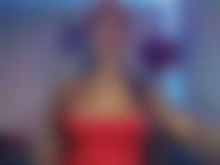 Live cam show with Laurens Sophia - Tease on Camsoda