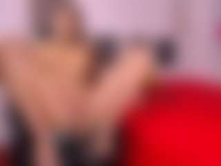 Live cam show with lenazoe - Sexy on Milfs Live