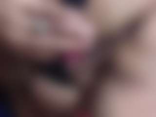 anymour's Live Sex Cam Show