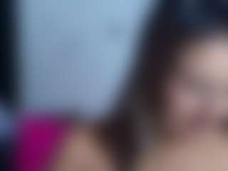 anymour MILF webcam performer live streaming
