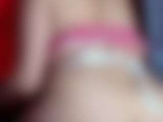 Live cam show with anymour - Natural on TeamSkeetLive