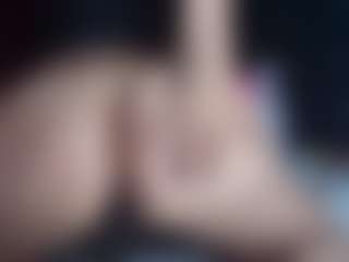 anymour's Live Sex Cam Show