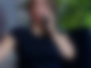 anymour MILF webcam performer live streaming