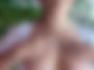 anymour's Live Sex Cam Show