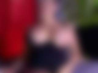 anymour's Live Sex Cam Show