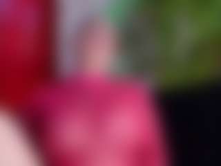 anymour MILF webcam performer live streaming