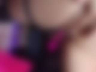 anymour's Live Sex Cam Show