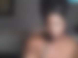 BellaStar's Live Sex Cam Show