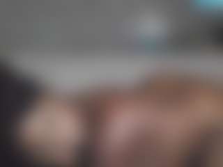 BellaStar's Live Sex Cam Show