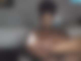 BellaStar's Live Sex Cam Show