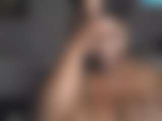 BellaStar's Live Sex Cam Show