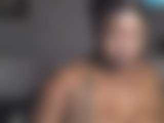 BellaStar's Live Sex Cam Show