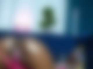 Camila360's Live Sex Cam Show