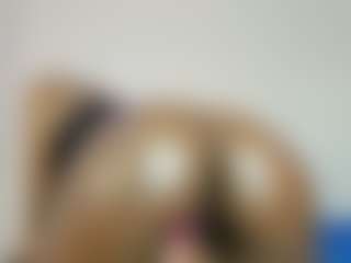 Camila360's Live Sex Cam Show