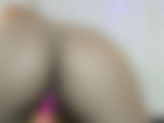 Camila360's Live Sex Cam Show