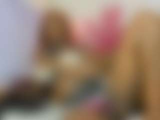 Live cam show with Camila360 - Sexy on googirlz