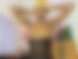Spettacolo in cam dal vivo con Camila360 - Solo su Camsoda