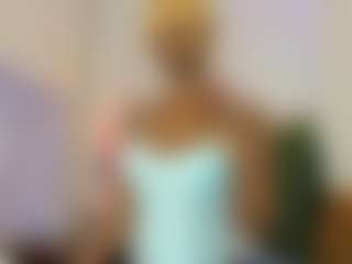 Live cam show with Camila360 - Petite on Instabang