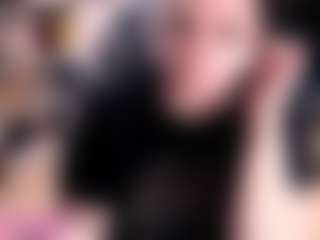 Live cam show with curvymilfshake - Blonde Hair on justonemore.cc