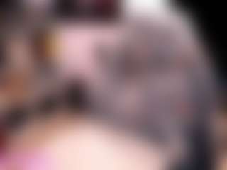 Live cam show with curvymilfshake - Twerking on Cam Slut