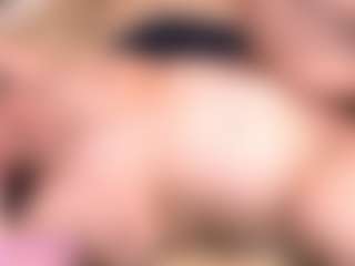 curvymilfshake's Live Sex Cam Show